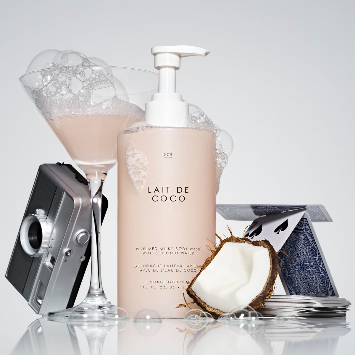 Creamy coconut milky wash creates a luxurious lather for silky skin.