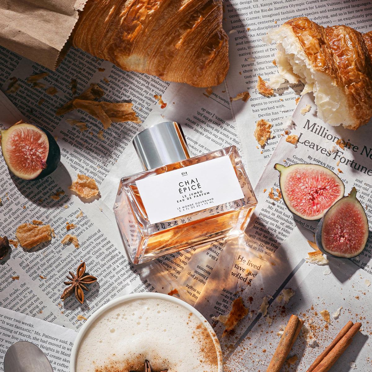 Le Monde Gourmand Le Jumbo Spiced Chai label emphasizes branding aesthetics.