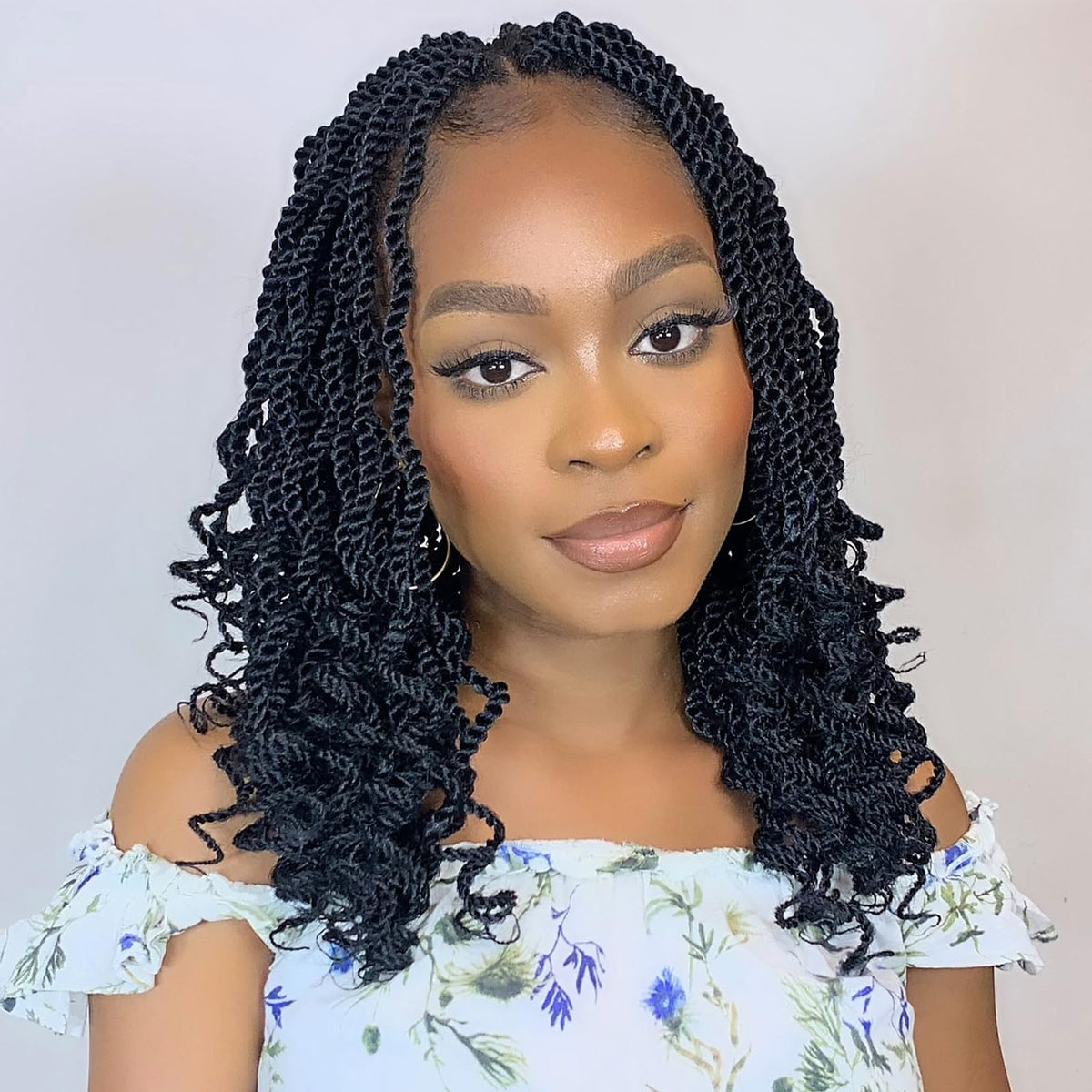Leeven 12 inch Senegalese twist close up texture for natural look