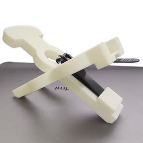 LekWinGi one-handed nail clippers ideal for fingernails and toenails.
