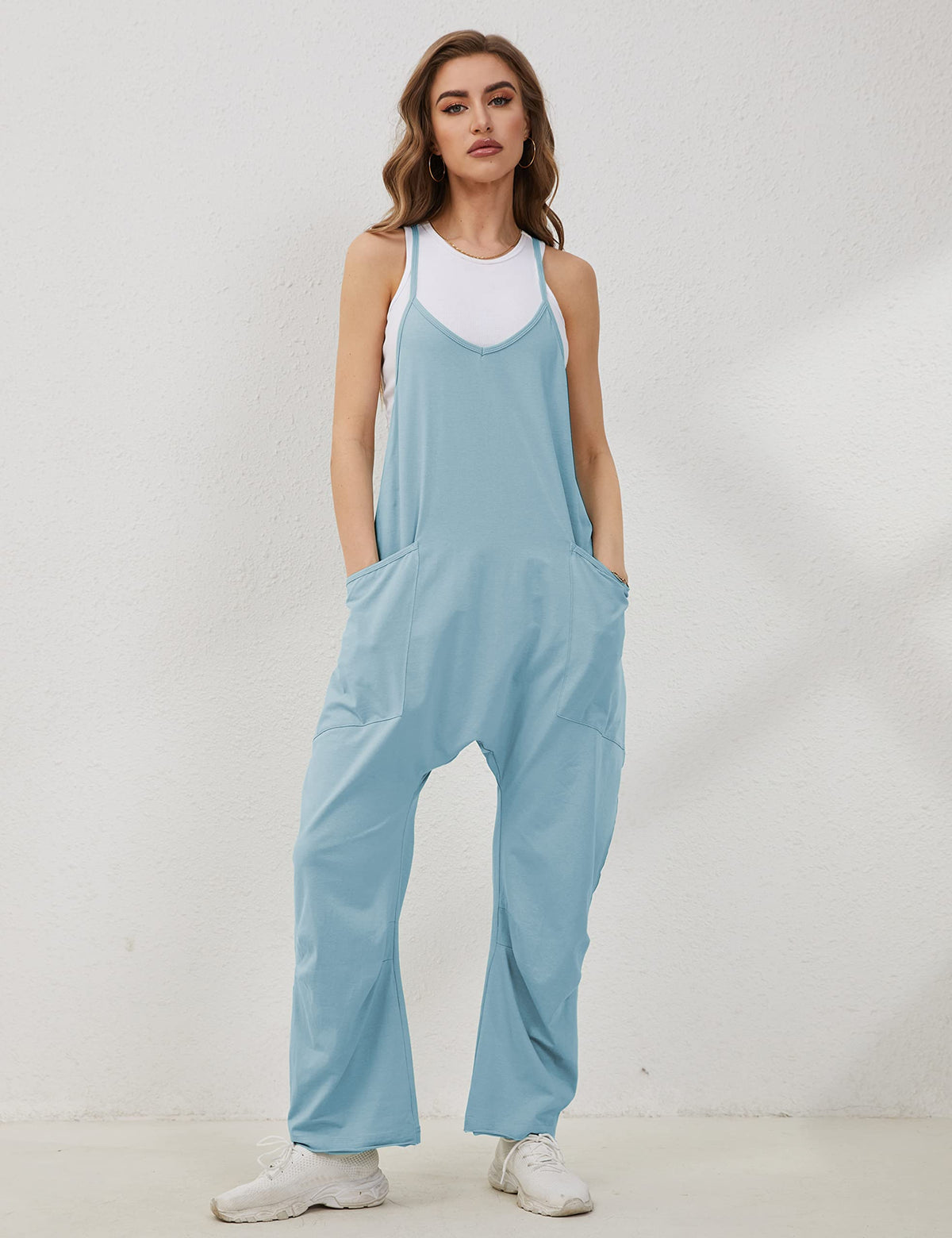 Lentta fabric close-up reveals soft, stretchy material for all-day comfort