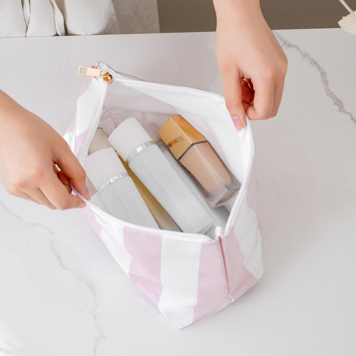 Lestikave striped makeup bag makes a gift idea for women and girls.