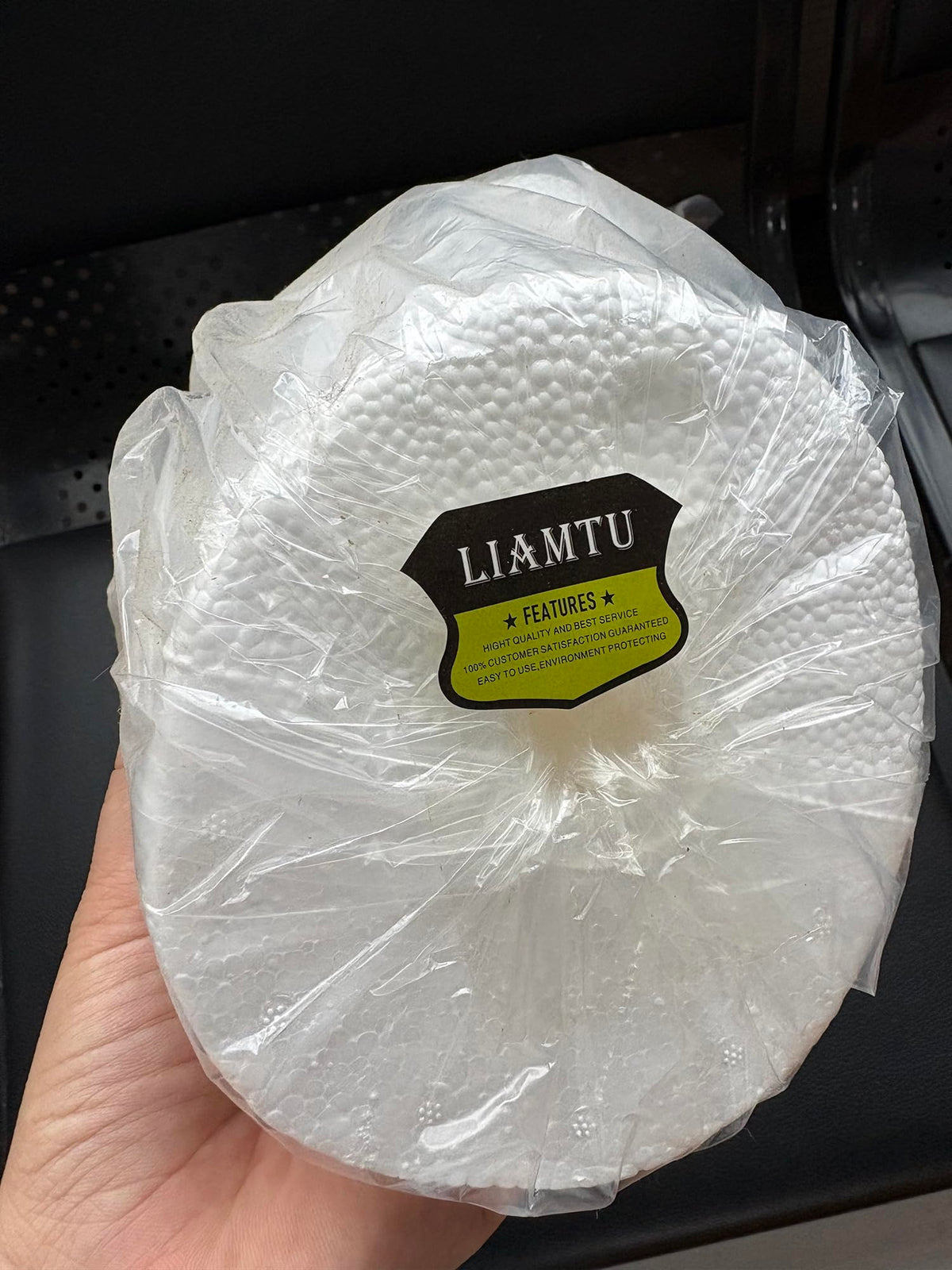 LIAMTU size reference clarifies dimensions for wig fittings.