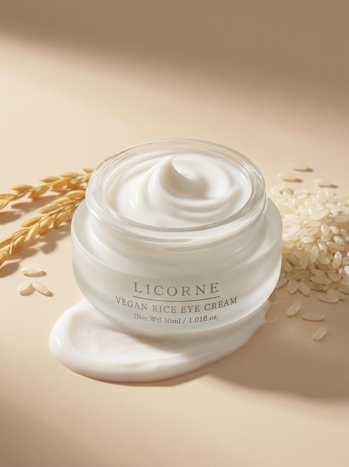 Smooth concealer prep after LICORNE eye cream application