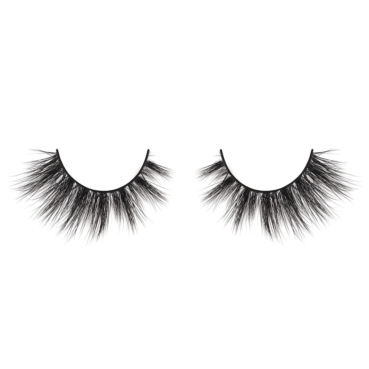 Lilly Lashes Strip Lashes ideal for easy application and blend with liner.