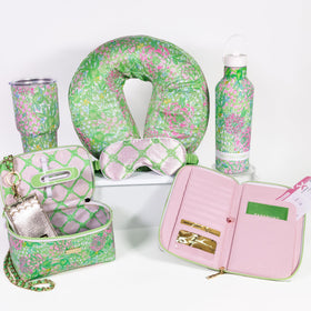 Lilly Pulitzer Lime Feeling Good cosmetic bag bamboo zipper pulls add whimsy.