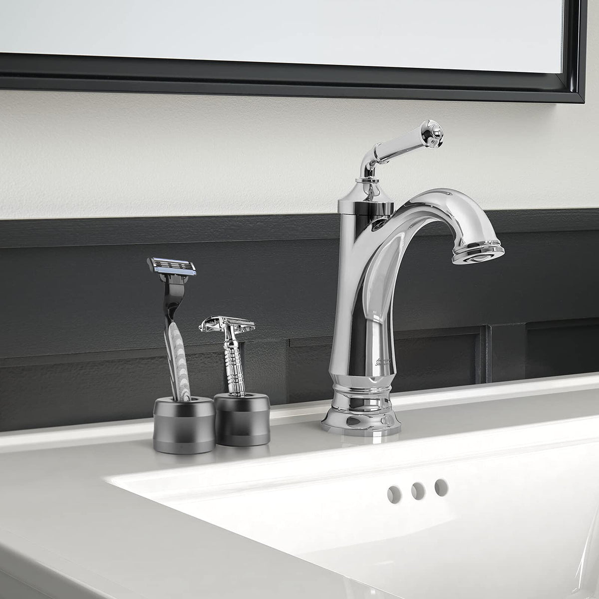 Linkidea versatile stand also holds pens or toothbrushes.