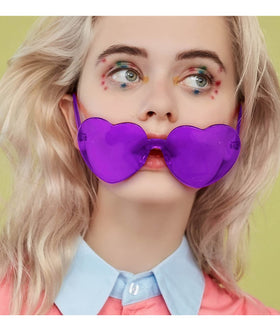 LIULIUBTY styling-ready wig works with wax or low-heat tools