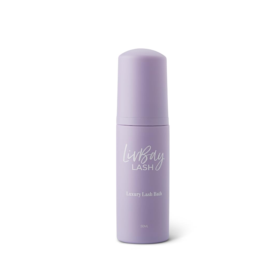 LIVBAY lash bath mousse close-up demonstrates oil-free cleansing for extensions.