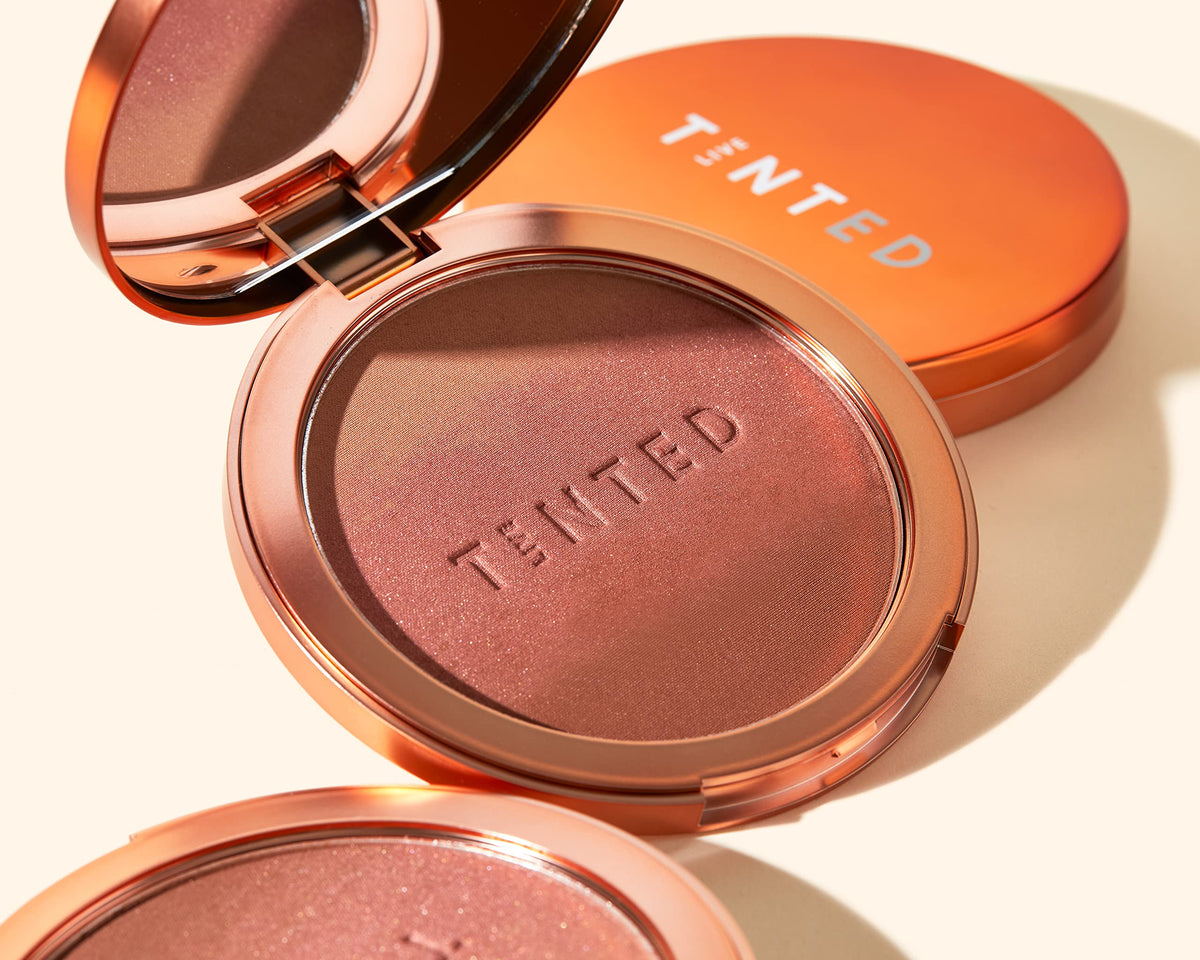 Live Tinted Huebeam gradient bronzer duo pan shows silky pigment swirls.