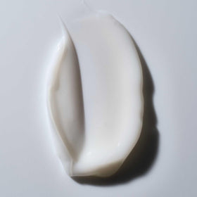 Living Proof Curl Shampoo packaging flatlay promotes the 24 oz bottle for long-term use.