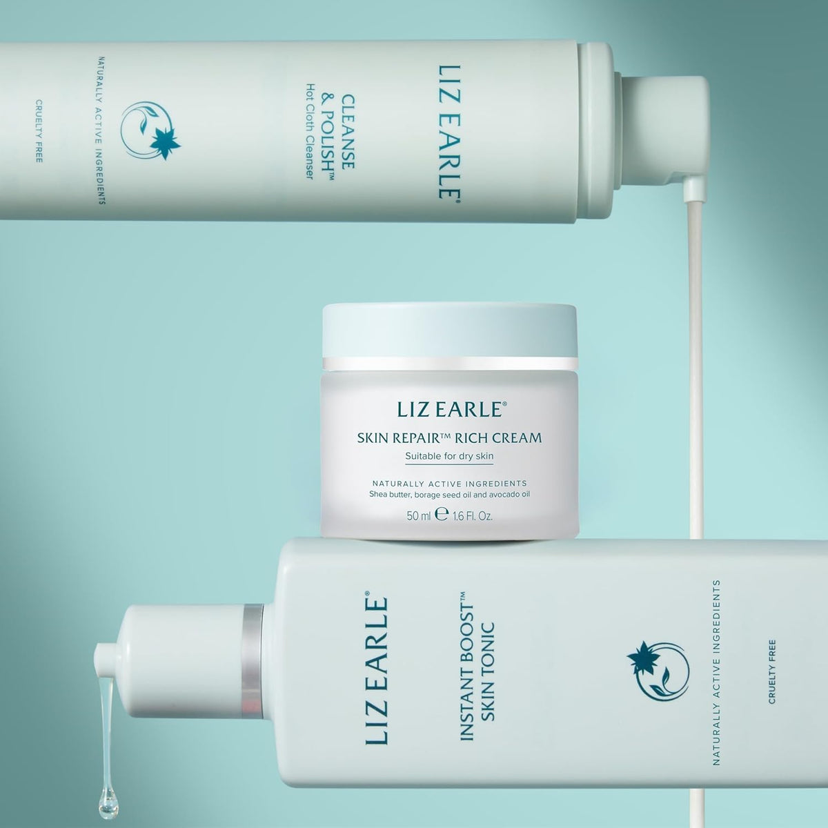 Liz Earle Instant Boost Skin Tonic fragrance close-up with geranium, lavender, orange for a soothing aura.
