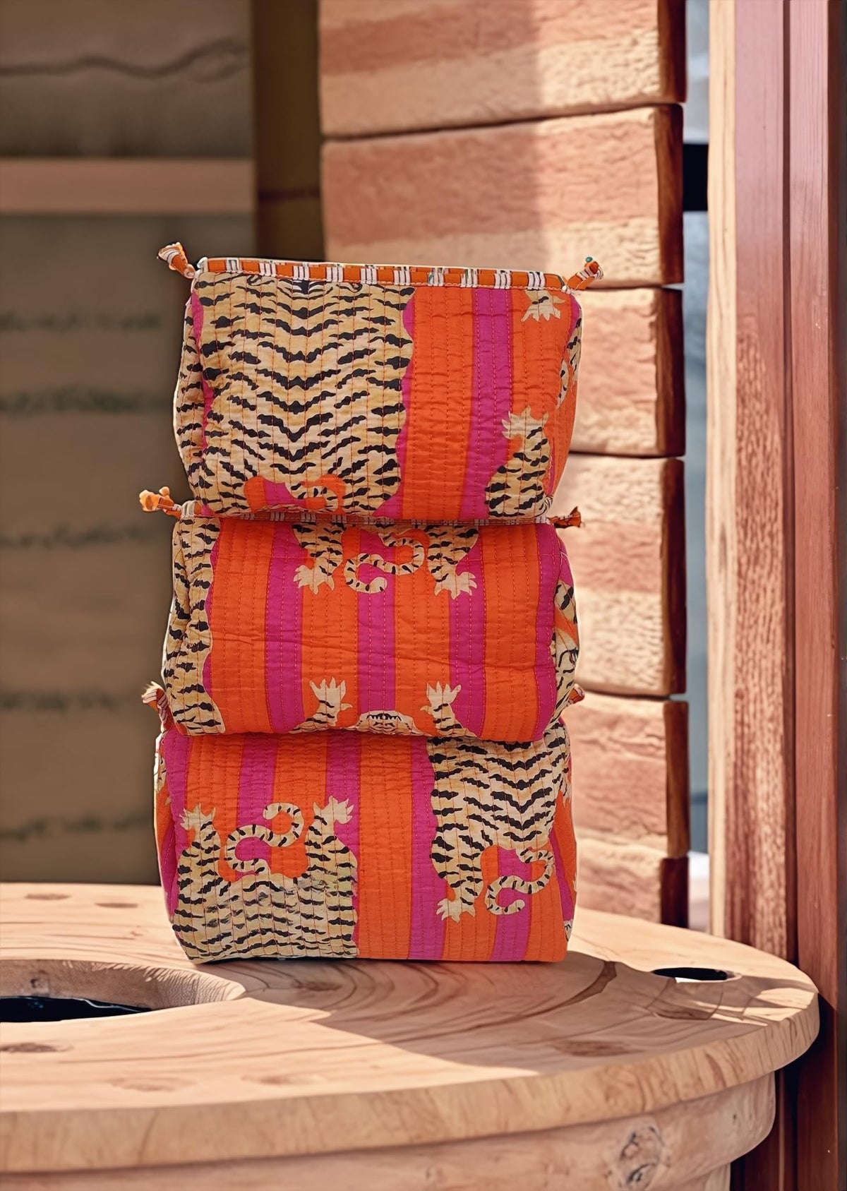 LKGSM RUGS tiger print quilted toiletry bag medium ideal for cosmetics and accessories.