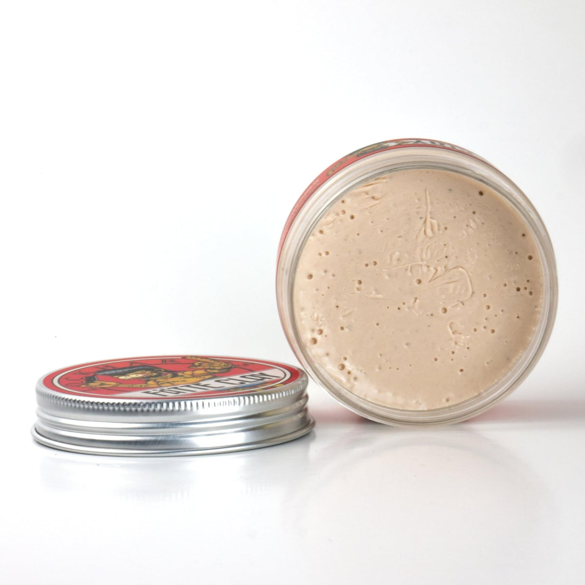 Lockhart’s Fätte Clay adds texture and definition for a fuller, controlled style.