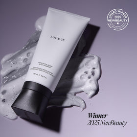 Lolavie shampoo lather close-up highlights massaging roots for volumized hair.
