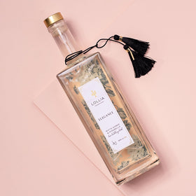 LOLLIA Elegance bubbles form creamy foam for a spa-like soak.