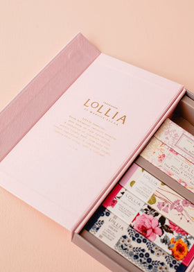 LOLLIA Relax handcreme nourishes during busy days.
