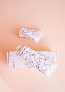 LOLLIA Relax sliding keepsake box showcases elegant packaging and gift appeal.