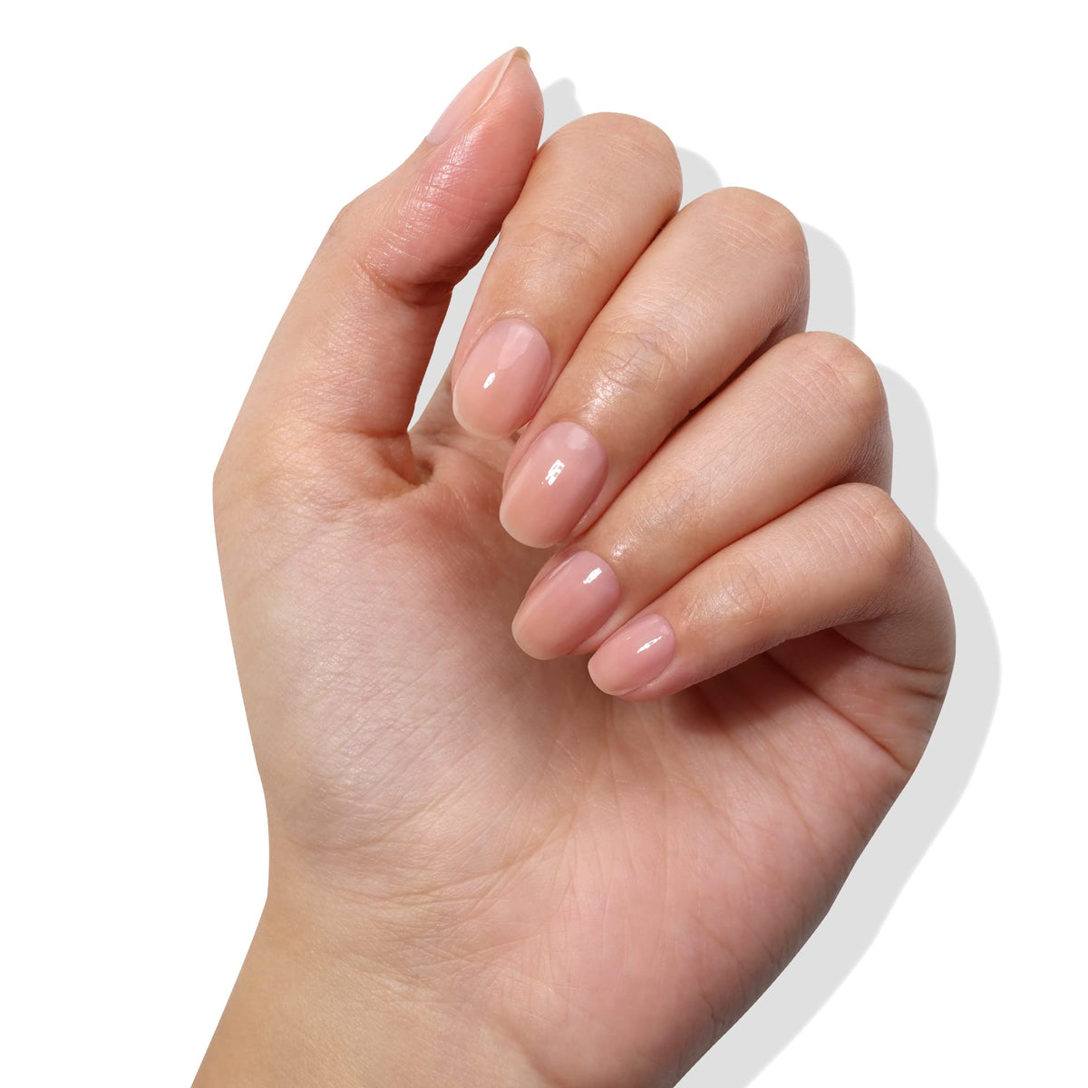 LONDONTOWN High Gloss Top Coat offers a premium, glassy finish for a polished manicure.