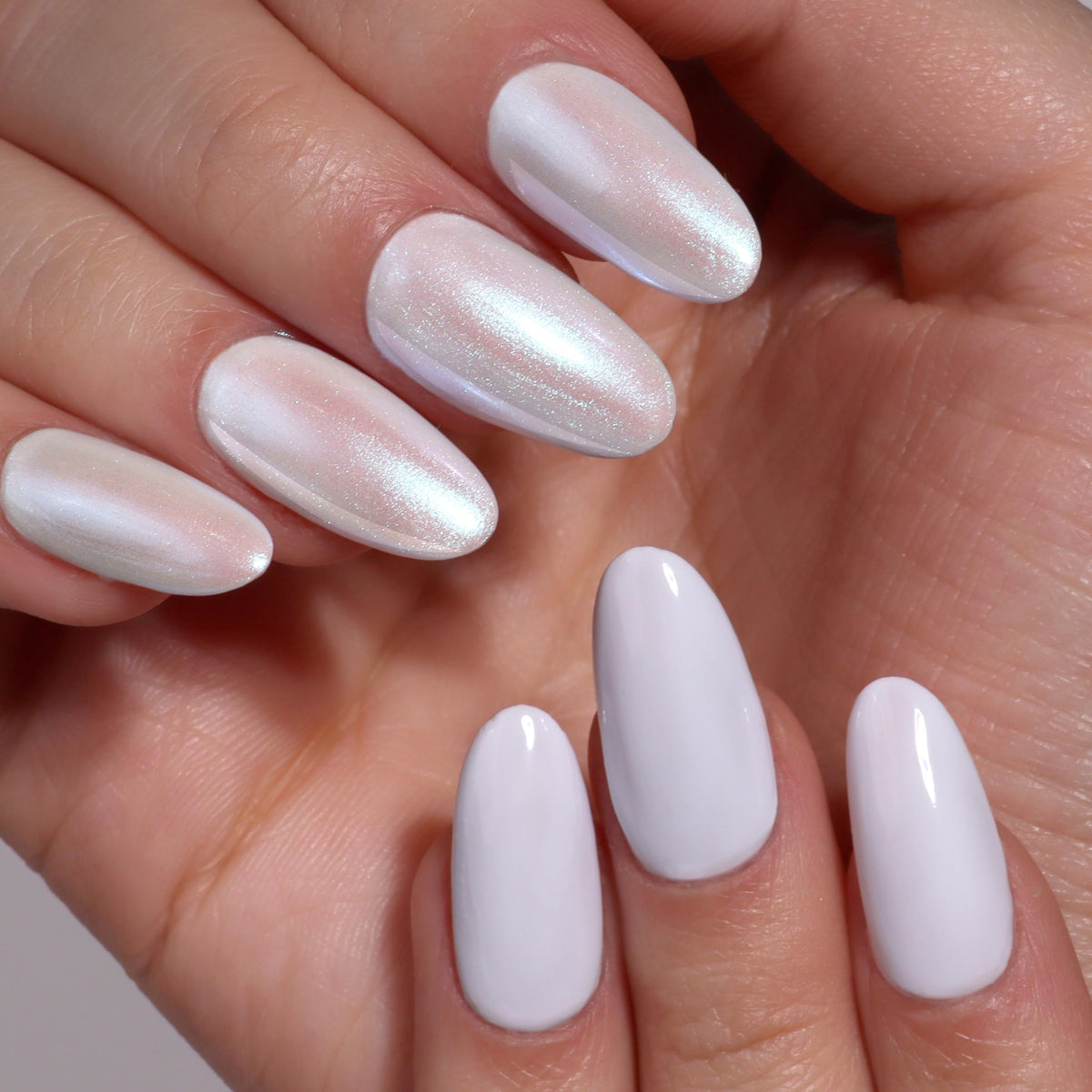 LONDONTOWN Lakur Chrome Glaze shifts with lighting for dynamic color.