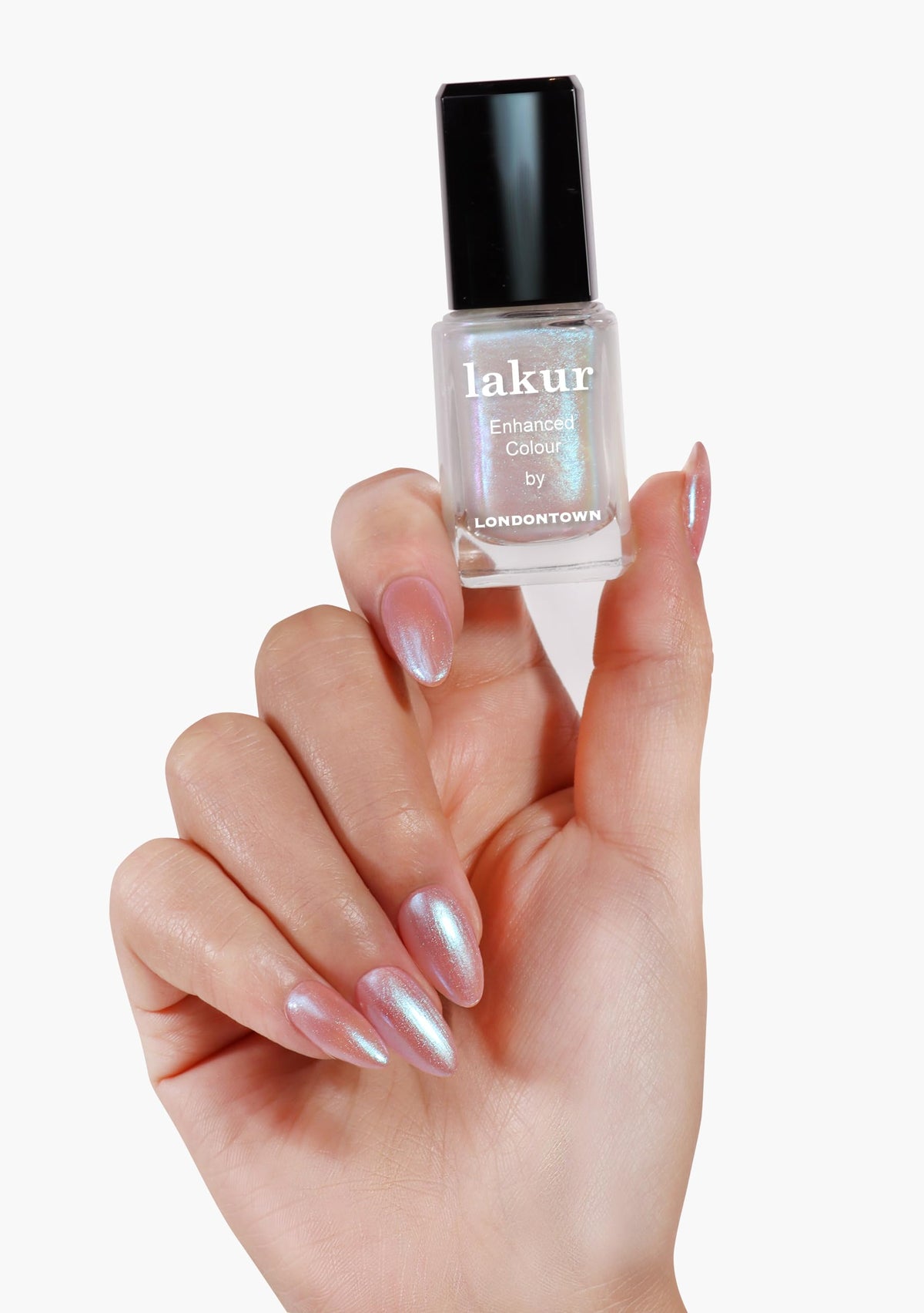Packaging of LONDONTOWN Lakur Chrome Glaze collection for chic display.