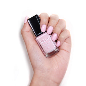 LONDONTOWN Lakur Afternoon Tea on nail exhibits creamy texture and soft warmth.