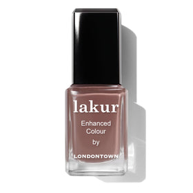 LONDONTOWN Lakur brush for flawless application and salon-quality finish.