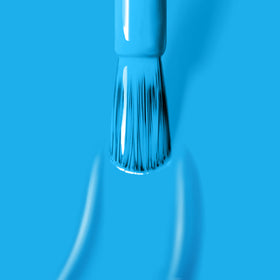 LONDONTOWN Lakur Nail Polish blue drying scene with quick-dry look