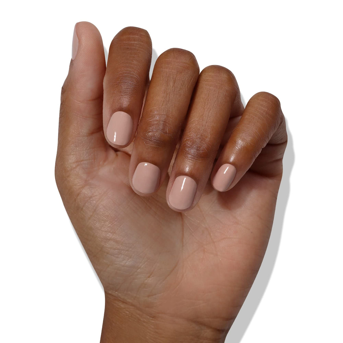 LONDONTOWN Lakur 21+ Free formula reduces harsh ingredients on nails