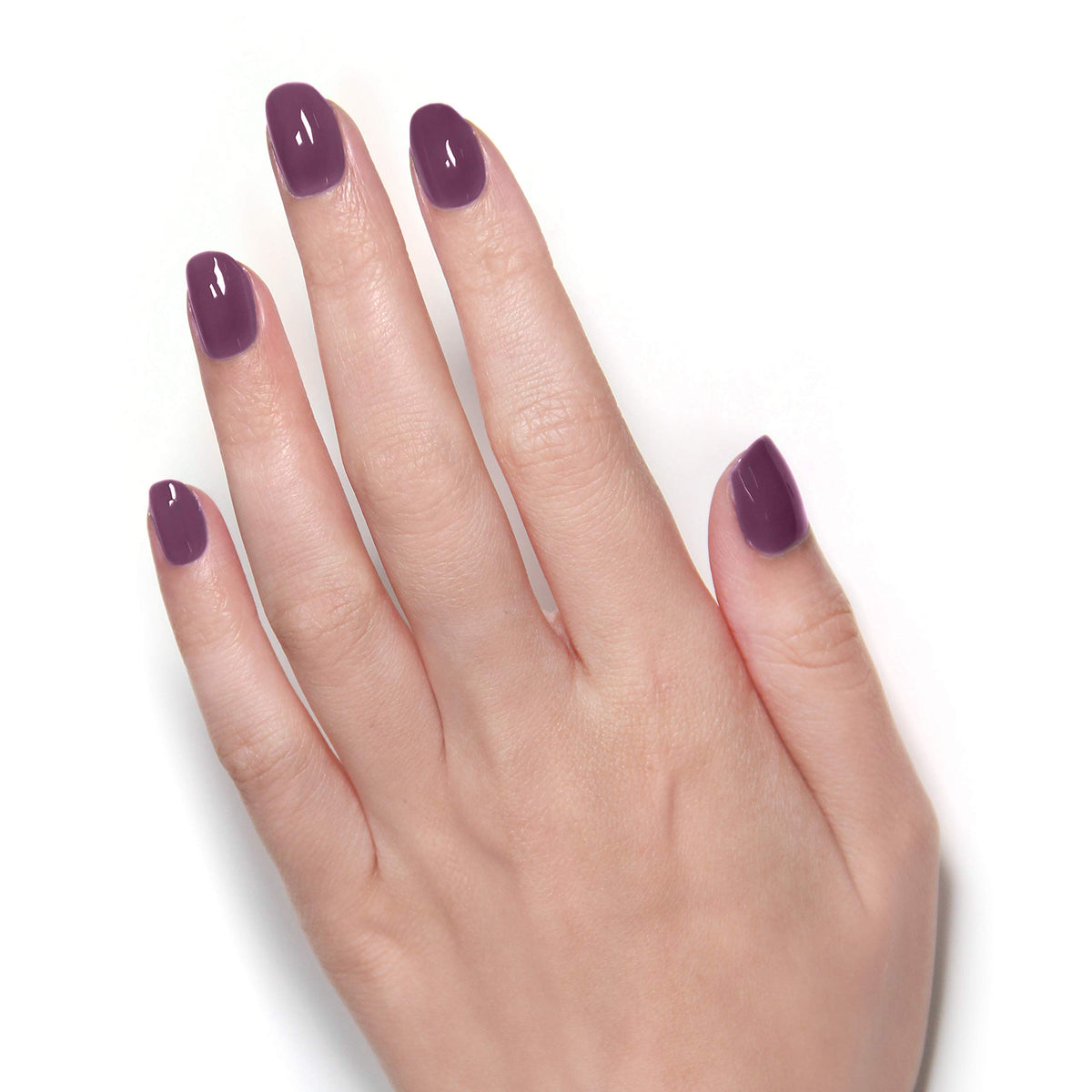 LONDONTOWN Lakur gel-like shine finish for a glossy manicure.
