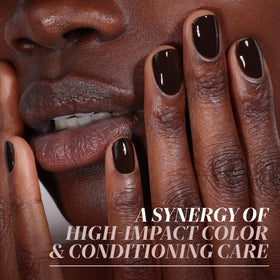 LONDONTOWN Lakur Midnight Mocha swatch on nails for even vibrant color