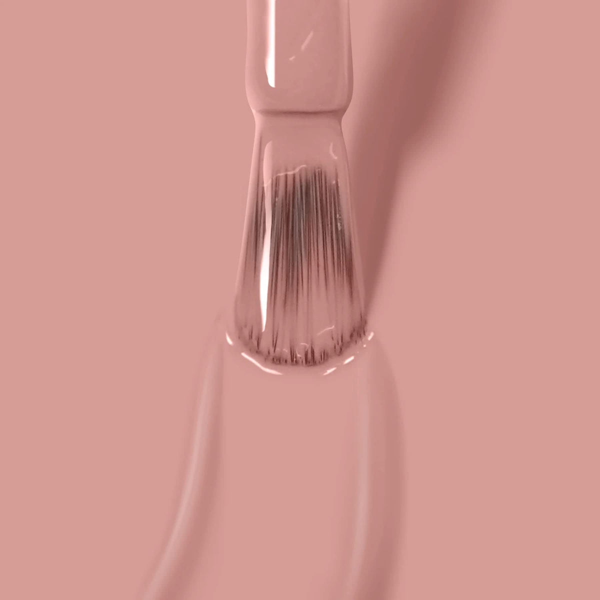 LONDONTOWN Lakur Nude swatches demonstrate a versatile natural nail shade.