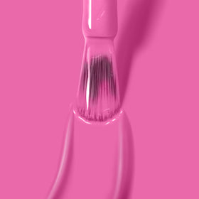 LONDONTOWN Lakur purple shade bottle showcasing rich, chip-resistant shine