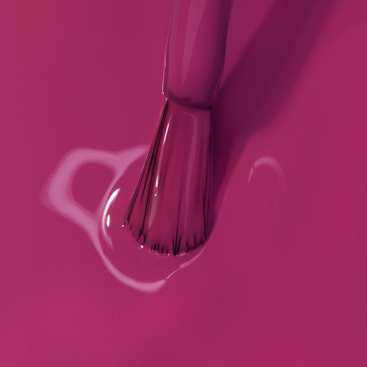 LONDONTOWN Lakur nail polish offers glossy, long-wear shine