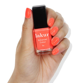 LONDONTOWN lakur Pro-Contour Brush designed for smooth, streak-free application.