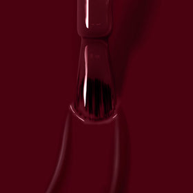 LONDONTOWN lakur Pro-Contour Brush enables smooth, even application.