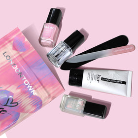 LONDONTOWN Modern Chromance gift set packaging, ideal for Valentine’s Day gifting.