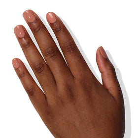 Florium Complex component supports conditioning in the Nail Veil formula.