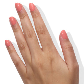 LONDONTOWN Rose Pink lakur swatch shows rich pigment and chip-resistant color