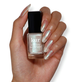 LONDONTOWN Shimmer Nail Highlighter brush for smooth, salon-quality application
