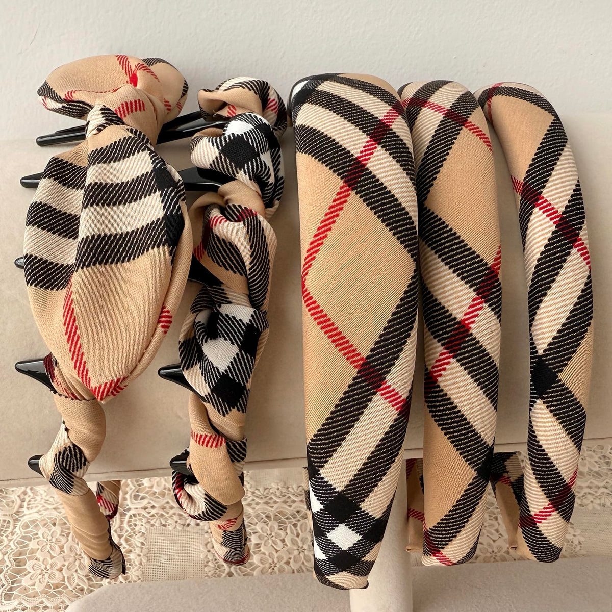 LONEEDY gift-ready headband pack ideal for birthdays and holidays.