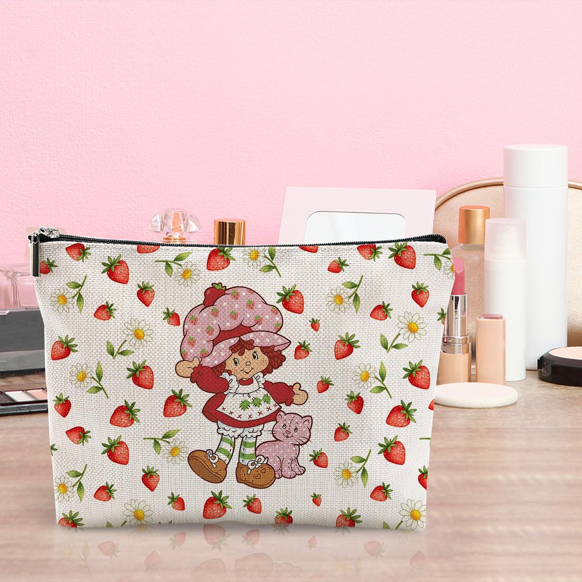 LongXIN Strawberry pouch interior layout keeps items organized and accessible.