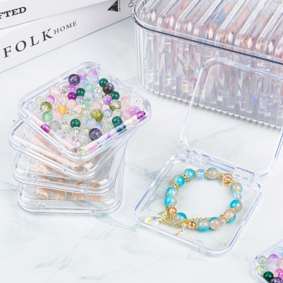 LONTOHCE portable storage box travels easily with nails while organizing.