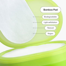 LOOPS Exfoliating Toner pad in hand demonstrates easy daily use.