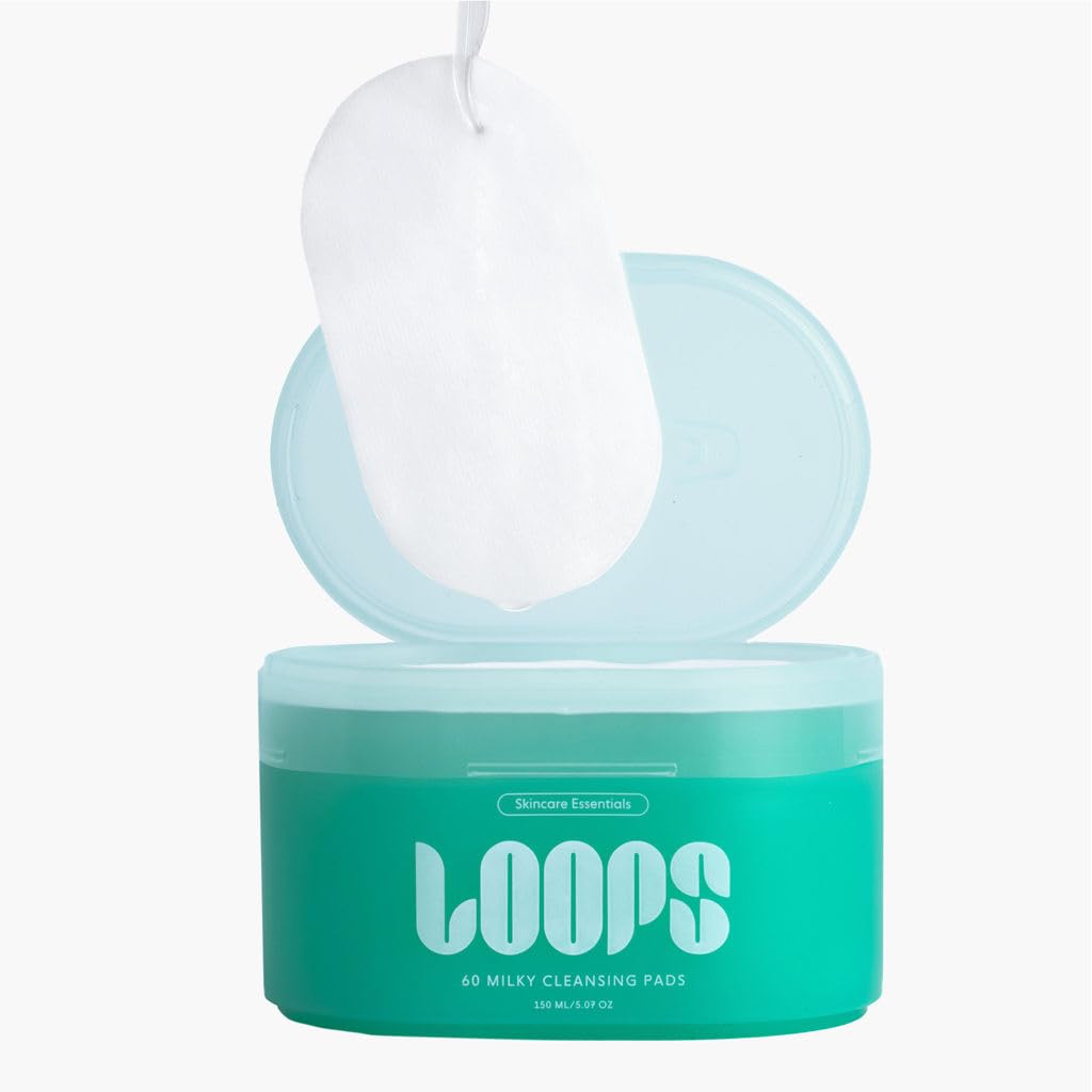 Visual of omega-rich Milky Oil Complex included in Loops cleanser