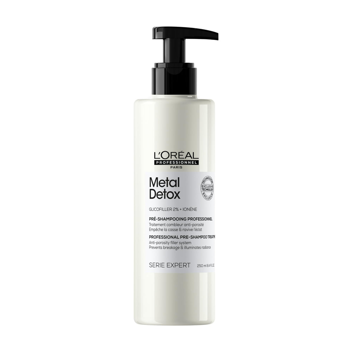 L’Oréal Professionnel Paris Metal Detox pre-shampoo bottle pouring water protection for hair.
