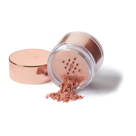 L'Oreal Paris Lumi Shimmerista Sunlight texture close-up shows silky powder.