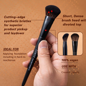 LORYP angled liner detail brush for sharp eye definition.
