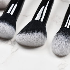 LORYP tapered highlight brush for soft luminosity