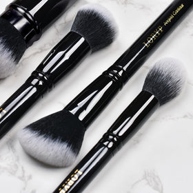 LORYP vegan synthetic bristles reduce shedding and ease cleaning